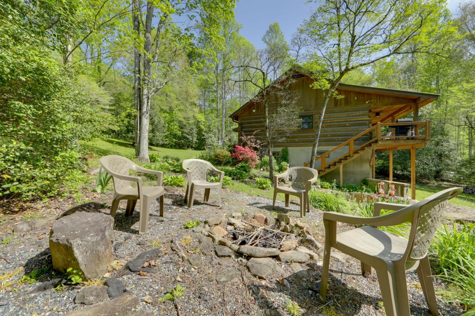 North Carolina Cabin - Hot Tub, Near Coopers Creek Bryson City Eksteriør billede